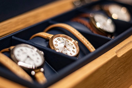 Boîte à montre Noyer Vitrée 6 Montres - Maison Rouage (visuel d'illustration, sera remplacé par la photo produit réelle)